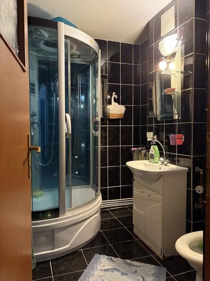 Apartament cu 2 camere decomandat în Debarcader