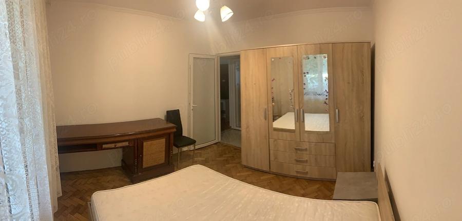 Apartament cu 2 camere semidecomandat în Calea București