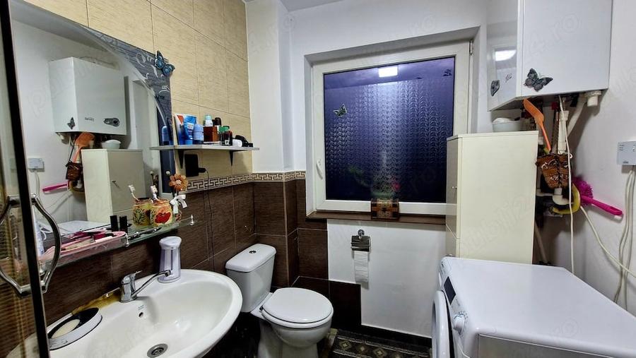 Casă cu Teren 740 Mp în Central