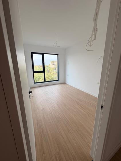 Apartament cu 3 camere decomandat în Voluntari