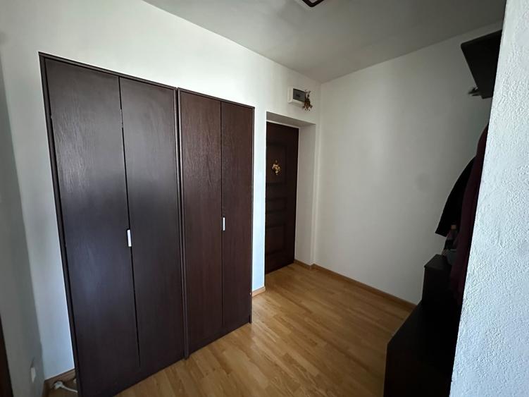 Apartament cu 3 camere decomandat în Unirii