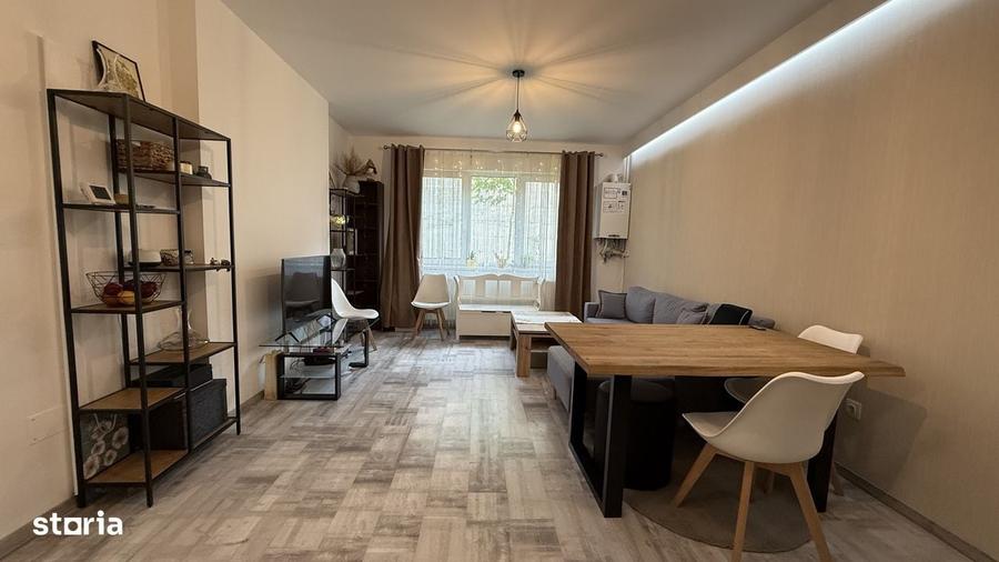 Apartament cu 2 camere decomandat în Florești
