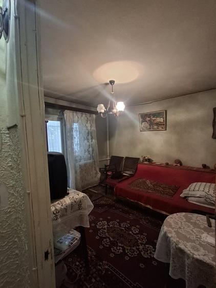 Apartament cu 3 camere decomandat în Rahova