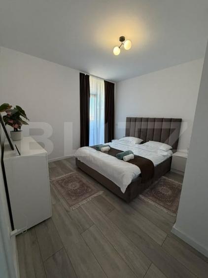 Apartament cu 2 camere semidecomandat, mobilat în Aradului