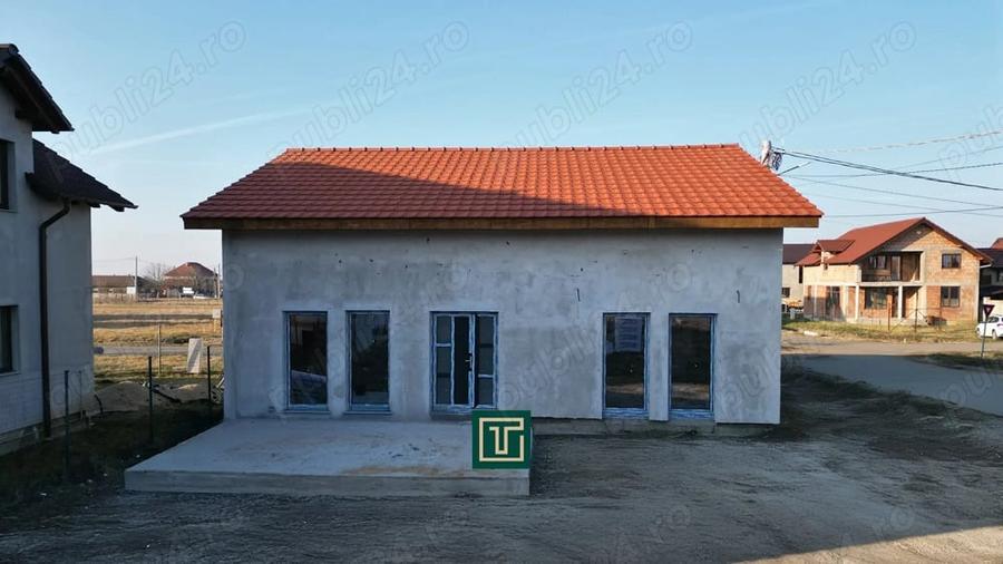 Casă cu 3 camere cu Teren 303 Mp în Fântânele