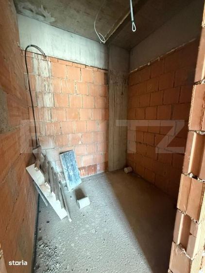 Apartament 3 camere, 2 bai, decomandat, etaj intermediar, zona Tractor - 5