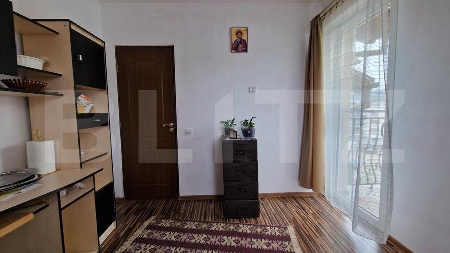 Apartament cu 4 camere, 66mp, 2 balcoane spatioase, panorama, zona Florilor - 10