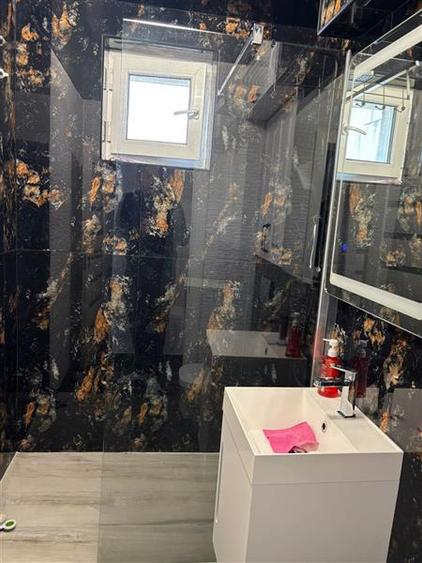 Apartament cu 2 camere decomandat, mobilat în Micro 17