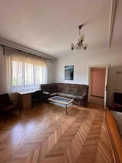 Garsonieră decomandată în Dacia