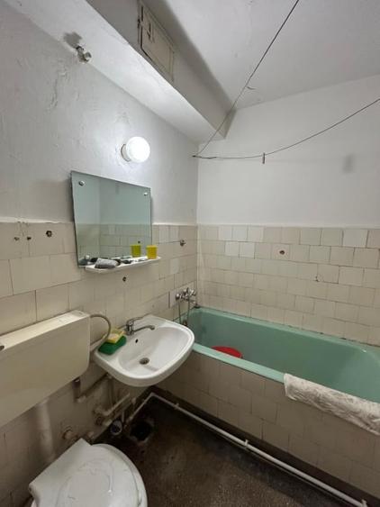 Apartament cu 2 camere semidecomandat în Calea Galați