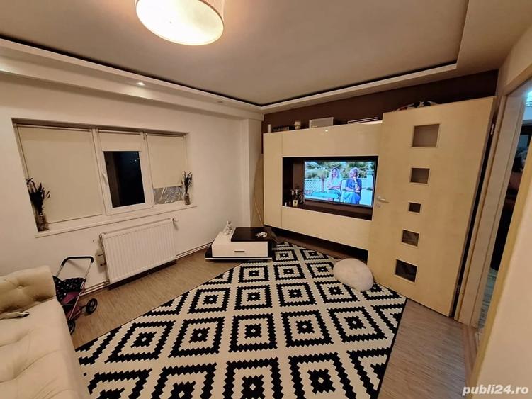 Apartament cu 3 camere decomandat, mobilat în Odobescu