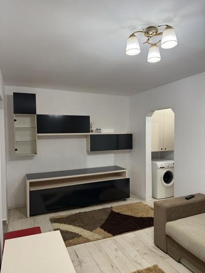 Apartament cu 2 camere semidecomandat în Nicolina