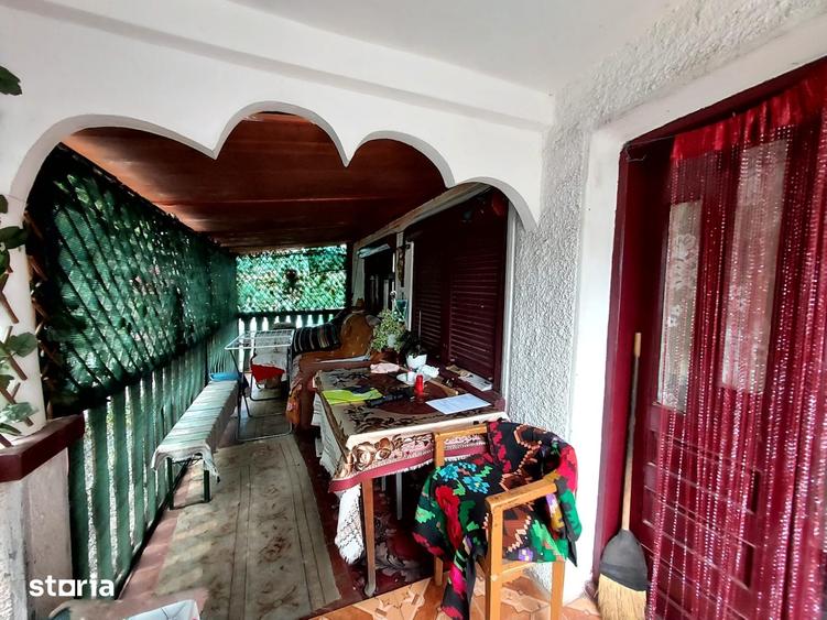 Casă cu 2 camere cu Teren 7000 Mp în Certeju de Sus