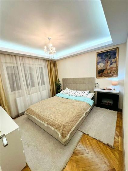 Apartament cu 3 camere decomandat în Rogerius