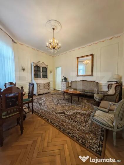 Apartament cu 3 camere semidecomandat în Elisabetin