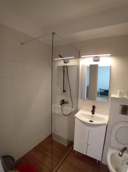 Apartament cu 2 camere decomandat în Berceni