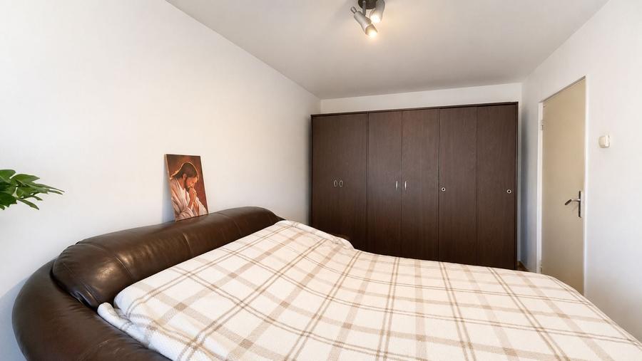 Apartament cu 2 camere semidecomandat în Lipovei