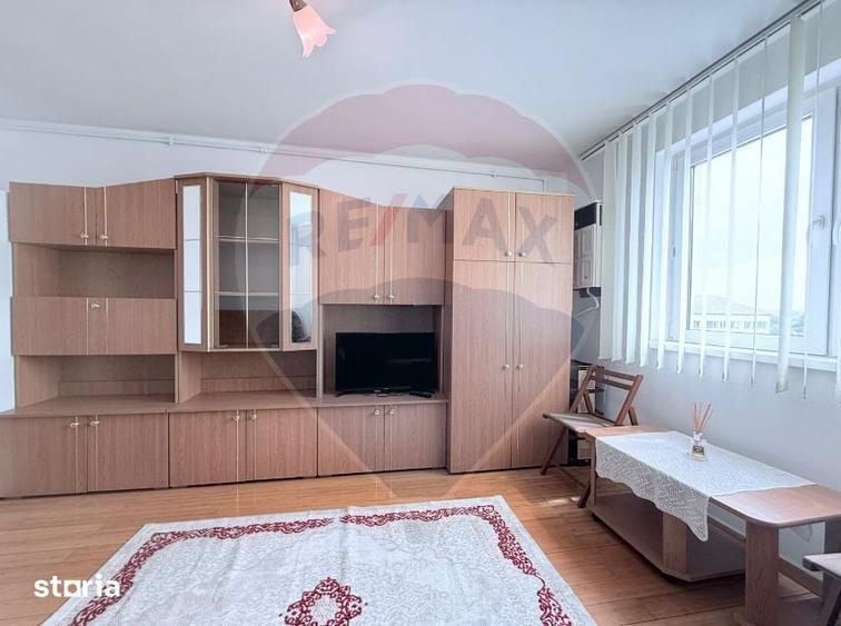 Garsonieră în Est — fotografia 3