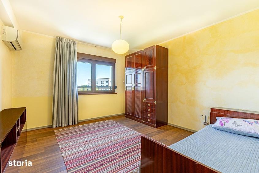 Apartament cu 3 camere decomandat în Băneasa