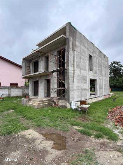 Vila PREMIUM de vanzare- vecinatate padure-1040mp curte- 4 dormitoare - 4
