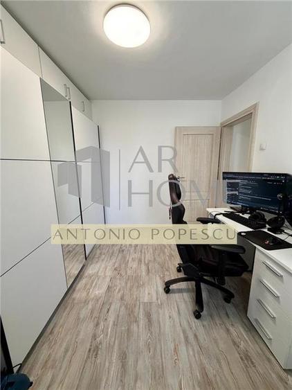 Apartament cu 3 camere decomandat, mobilat în Republicii