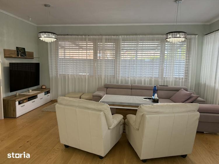 Casă cu 5 camere cu Teren 800 Mp în Făget