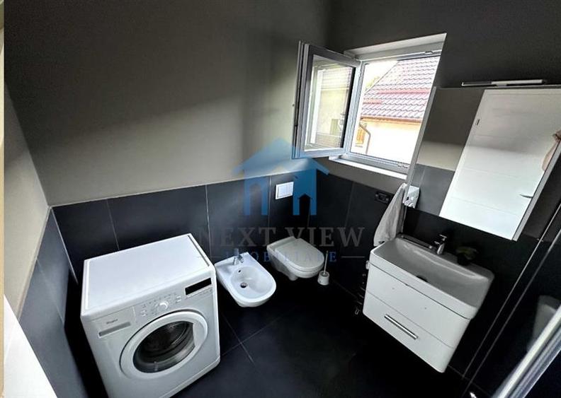Apartament cu 2 camere decomandat în Gruia