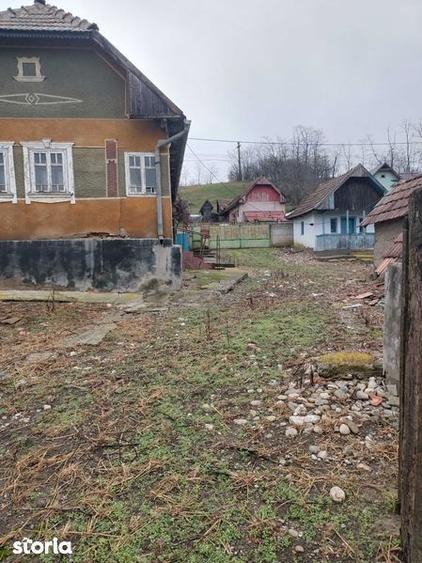 Casă cu 3 camere cu Teren 69 Mp în Ceanu Mare