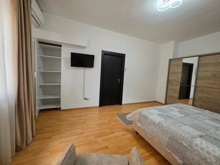 Apartament cu 2 camere semidecomandat în Universitate