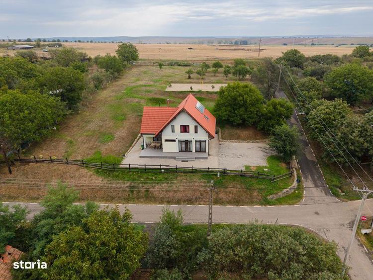 Teren de 1584 mp, în Pișchia