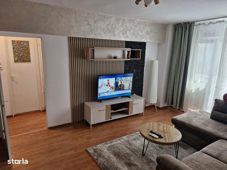 Apartament cu 2 camere semidecomandat, mobilat în Crângași