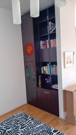 Apartament decomandat în Valea Ialomiței