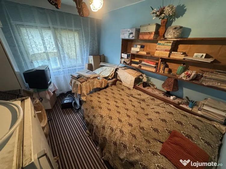 Apartament cu 3 camere decomandat în Inel I