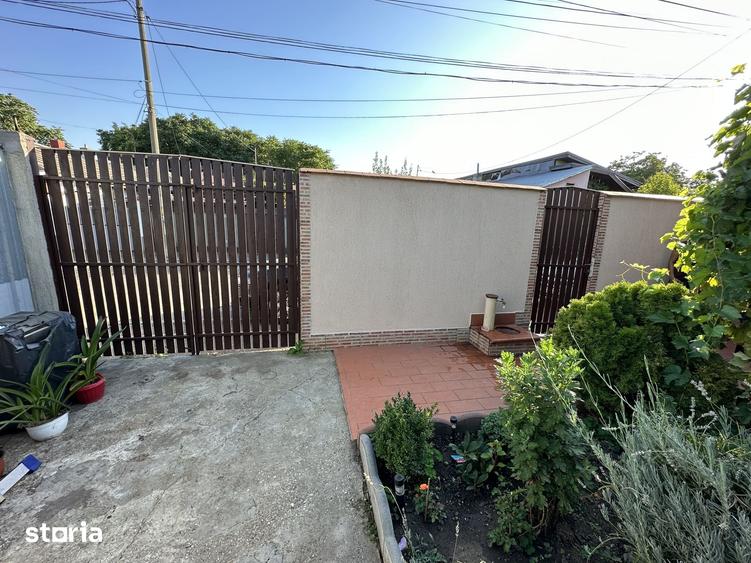 Casă cu 4 camere cu Teren 225 Mp în Rahova