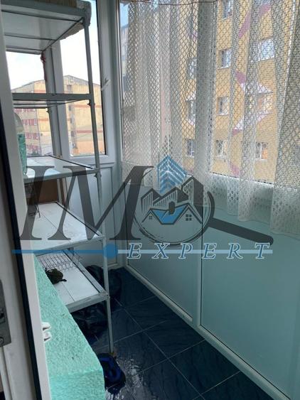 Apartament cu 2 camere, mobilat în Cetate