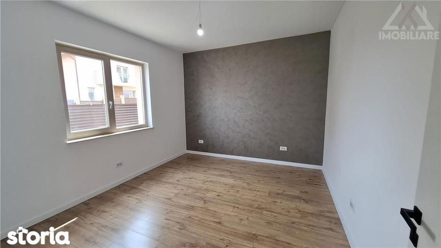 Casă cu 4 camere cu Teren 400 Mp în Rediu