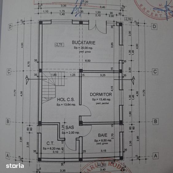 Casă cu 4 camere cu Teren 1800 Mp în Central