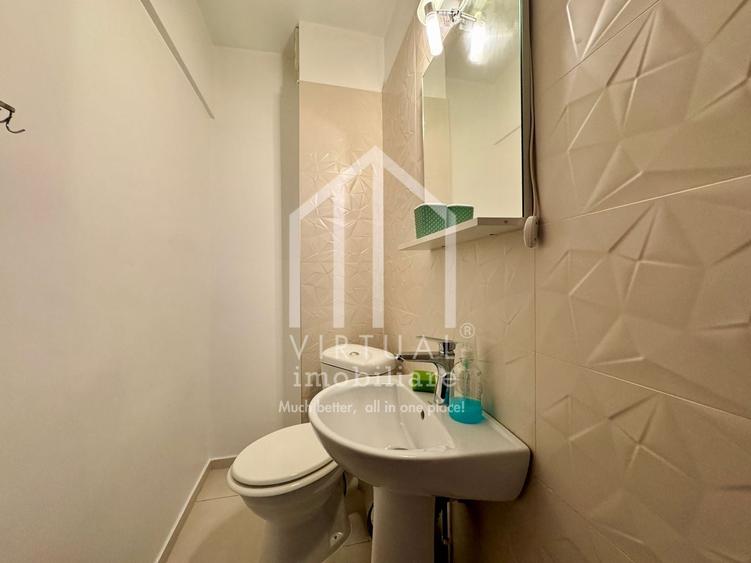 Apartament cu 3 camere decomandat, mobilat în Central
