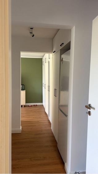 Apartament cu 2 camere, mobilat în Victoriei