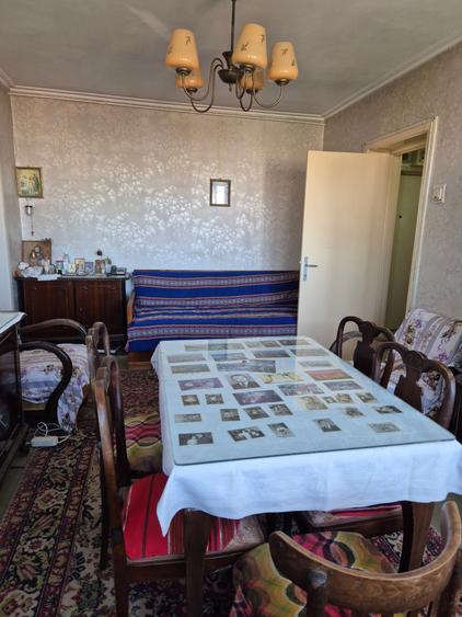 Apartament cu 3 camere semidecomandat în Militari