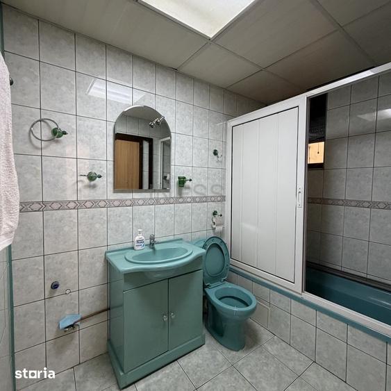 Apartament cu 4 camere în Cotroceni