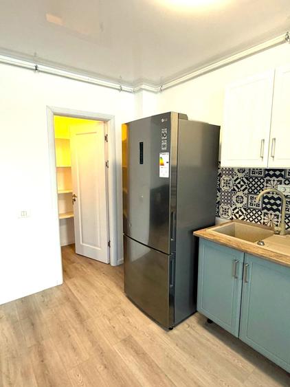 Apartament cu 2 camere decomandat în Casa de Cultură