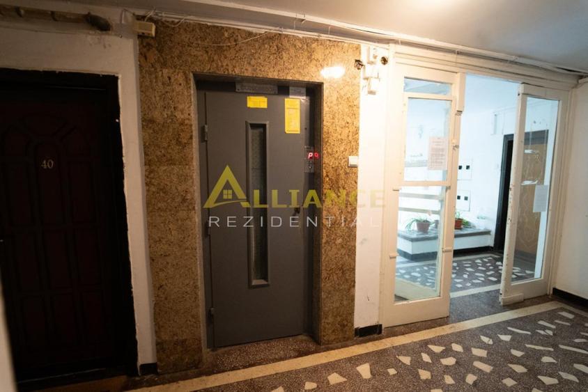 Apartament cu 2 camere semidecomandat în Berceni