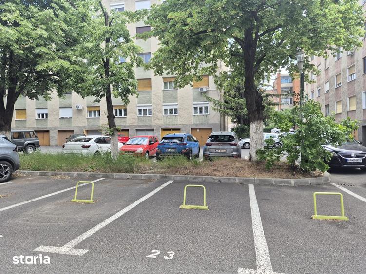 Apartament cu 4 camere în Central
