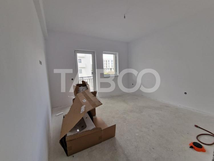 Apartament cu 3 camere decomandat, mobilat în Mihai Viteazul