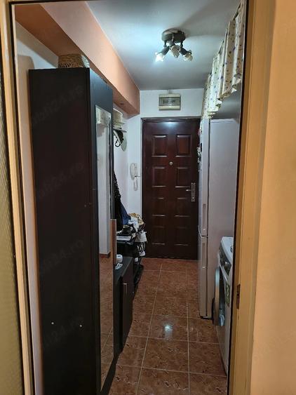 Apartament cu 2 camere nedecomandat în Tineretului
