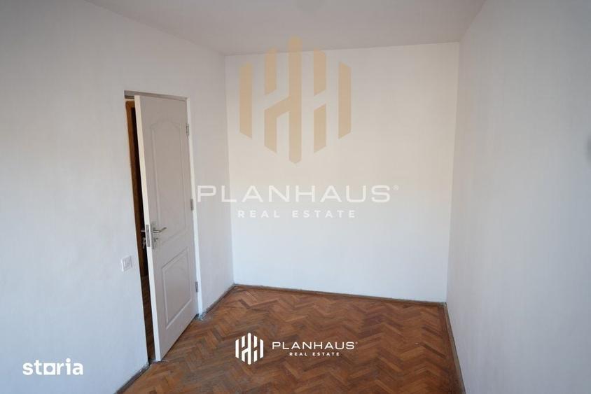 Apartament cu 3 camere decomandat în Republicii