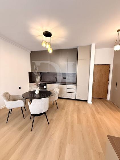 Apartament cu 2 camere semidecomandat, mobilat în Florești