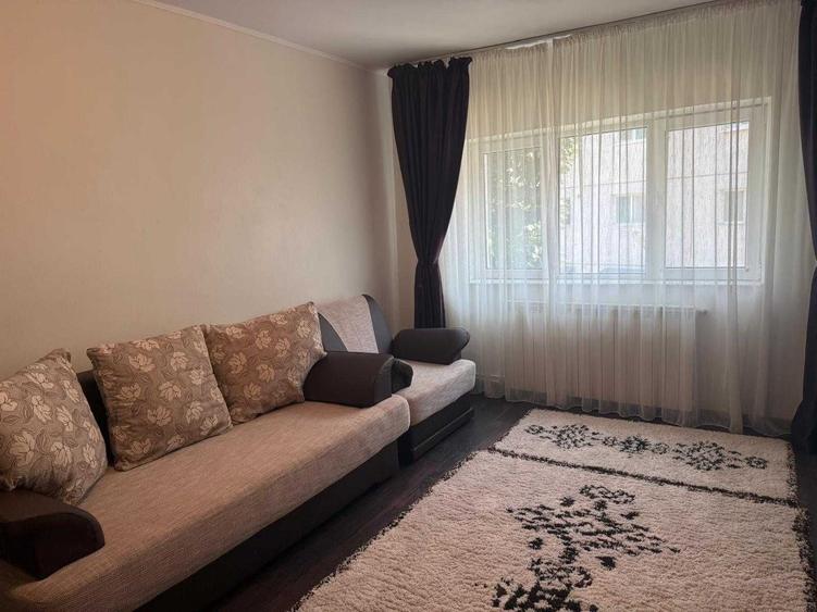 Apartament cu 2 camere decomandat în Obor