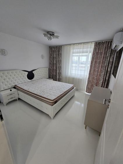 Apartament cu 3 camere în Ultracentral